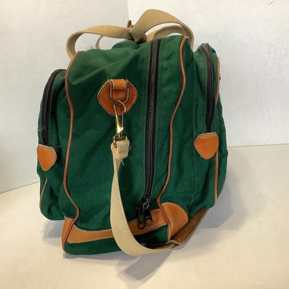 Vintage Wilderness Experience Duffle Bag Green 20" x 12" - Picture 5 of 16